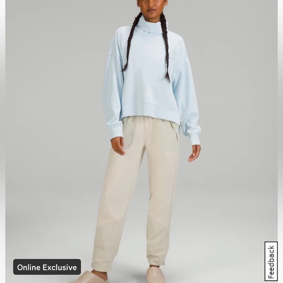 NWT Lululemon Athletica Softstreme Turtleneck Pullover - Picture 4 of 12